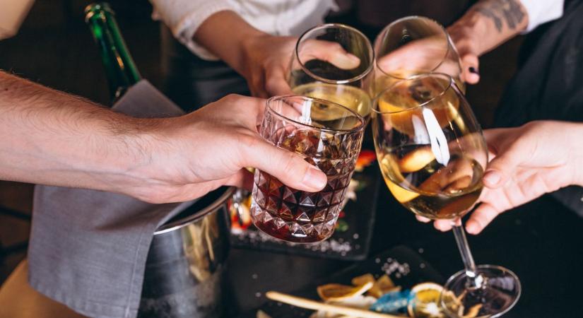 „Egy ital már kiütött, de nem az alkohol miatt” – Így derült ki, Simon halálos beteg
