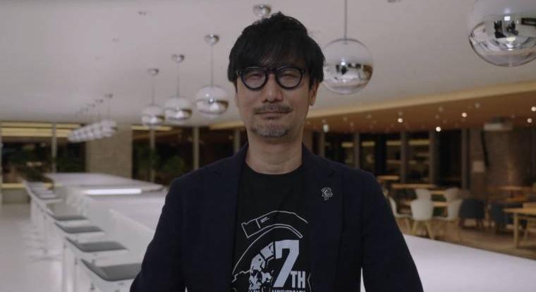 Hideo Kojimát Hideo Kojima rakja a Hideo Kojima játékokba