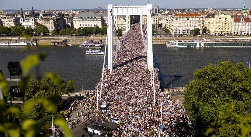 Történelmi rekord: 470 ezren vettek részt az idei Pride-on