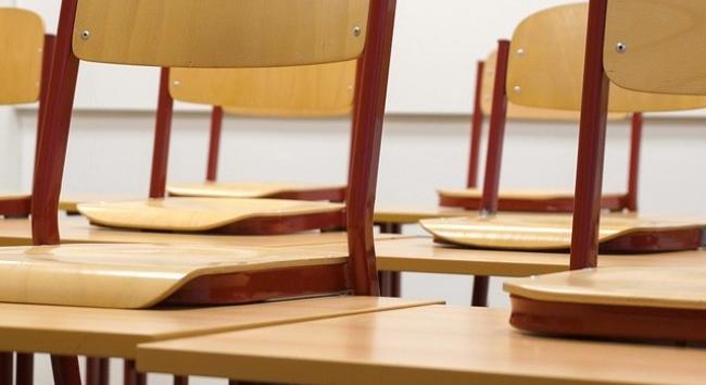 Teljesítményértékelés alapján nő a pedagógusok fizetése – új rendszer jön az iskolákba