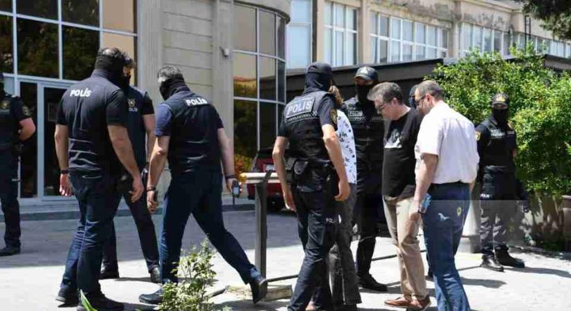 Két FSZB-ügynököt tartóztattak le Azerbajdzsánban