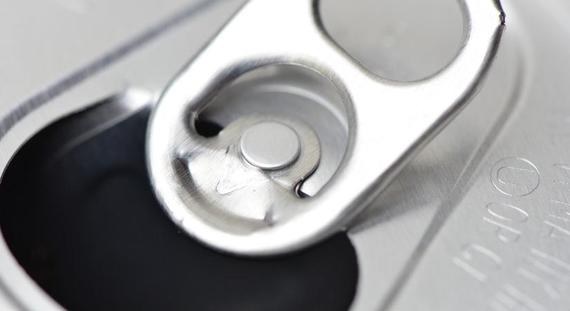 Padlón a Pepsi, szárnyal a HELL és a Coca-Cola – Átrendeződött itthon az üdítőital-piac
