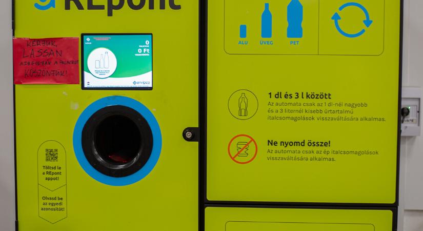 Júliustól hátrányos helyzetű családokat lehet támogatni a REpont automatákon keresztül