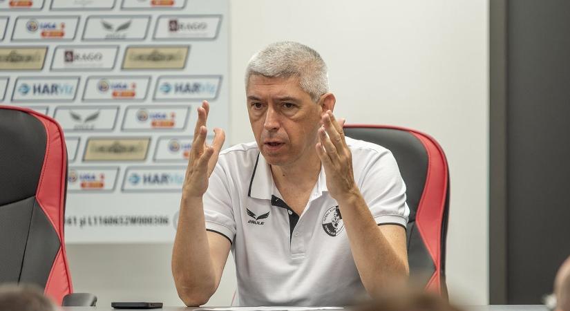 Élő adásban ment neki a magyar klubtulaj a román műsorvezetőnek: "Hadd rakjam össze én a saját csapatomat!"
