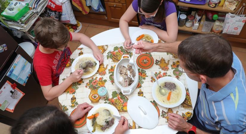 A tudósok azonosították a legkárosabb levest: szinte minden családban főzik