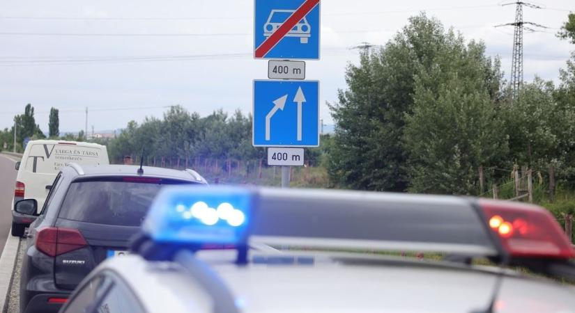 Még nincs vége, újabb holttest került elő Hevesben! A rendőrök sem tudják, ki lehet a dupla kabátos nő