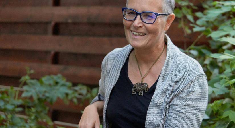 Selyem Zsuzsa: „A Drakula-mese ugyanazt a szerepet kapta, mint a fröccsöntött székelykapu”