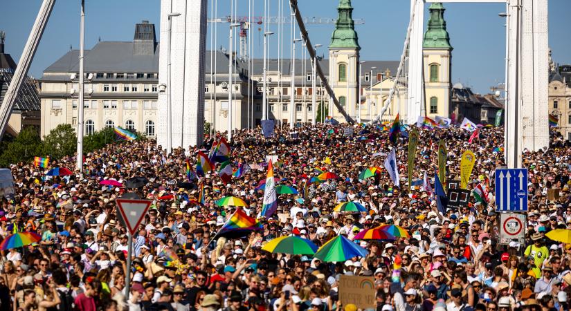 Megszólalt a Pride-on kokárdával táncoló drag queen a kialakult botrányról
