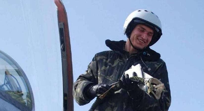 Posztumusz Ukrajna Hőse címet kapott az elesett F–16-os pilóta, Makszim Usztimenko