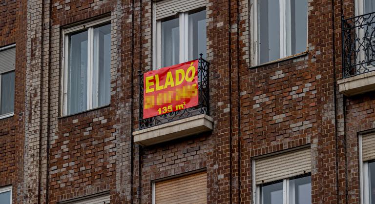 Nem sokkal, de növekedett az eladó ingatlanok iránti érdeklődés egy év alatt