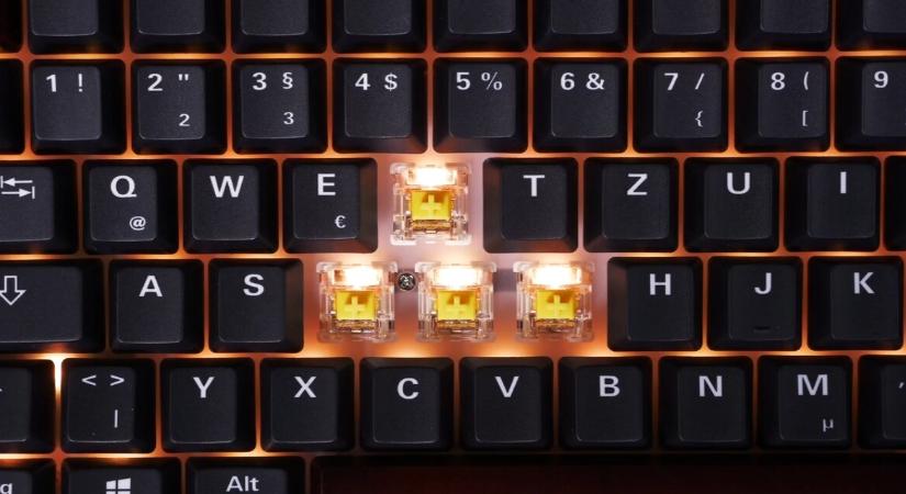 A Sharkoon megtáltosodik a mechanikus klaviatúrák tekintetében?