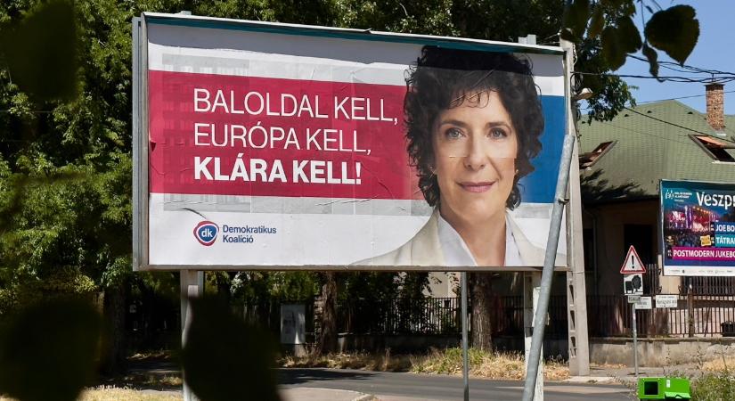 Teleplakátolja az országot a DK