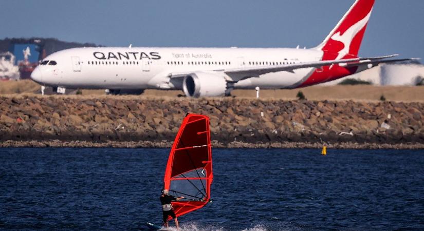 Feltörték a Qantas légitársaság biztonsági rendszerét – hatmillió ügyfél adatai szivárogtak ki