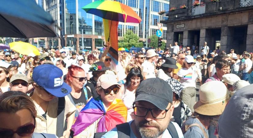 Lebukott a PDSZ: a Pride még mindig fontosabb nekik, mint a gyermekek védelme