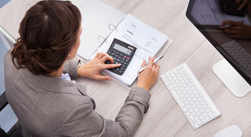 Hogyan spórolj havonta 10 ezer forintot okos bankszámla használattal?