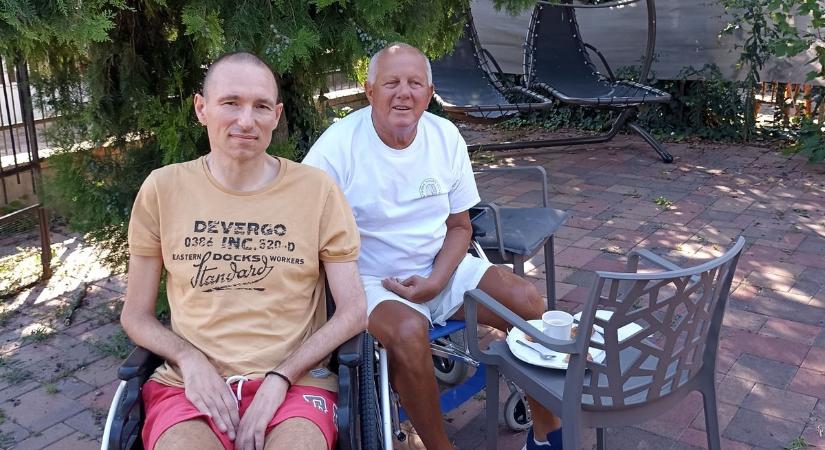 Az MTK Öregfiúk csapata is segít a gyógyíthatatlan betegséggel küzdő egykori ladányi focistának