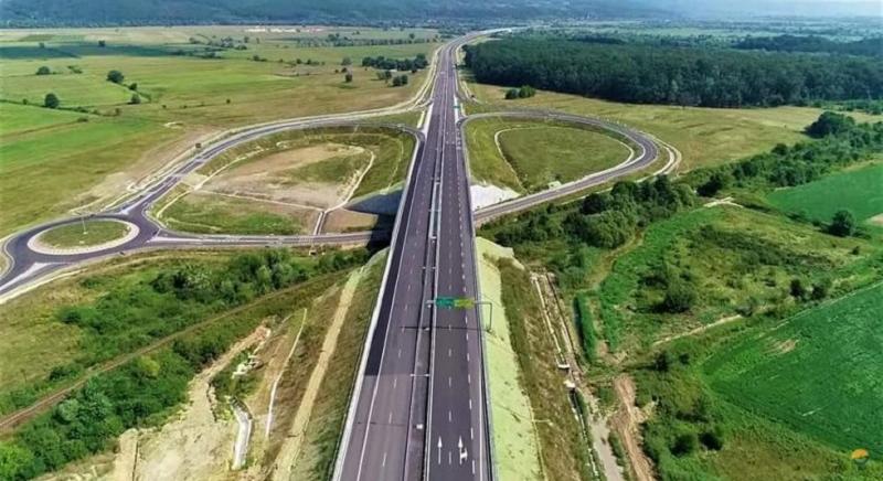 Autópálya használat a környező országokban: díjak és buktatók 2025 nyarán