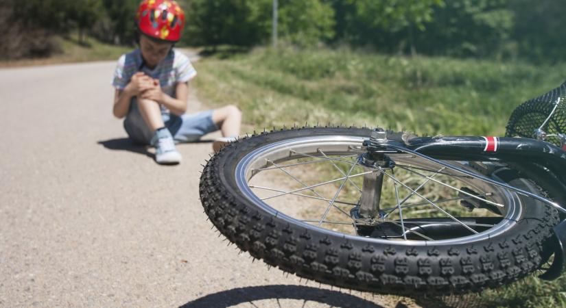 Nyári gyerekbalesetek: így előzheted meg szülőként a bajt – Mutatjuk a leggyakoribb veszélyforrásokat