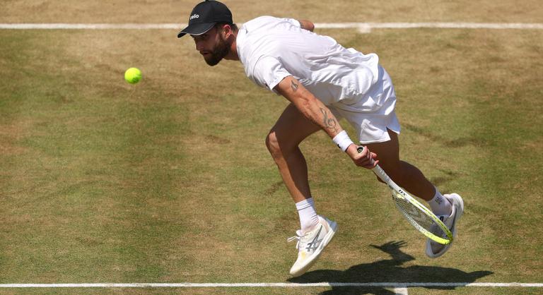 Varázslat a köbön, szenzációs ütéssel nyert pontot a francia sztár Wimbledonban