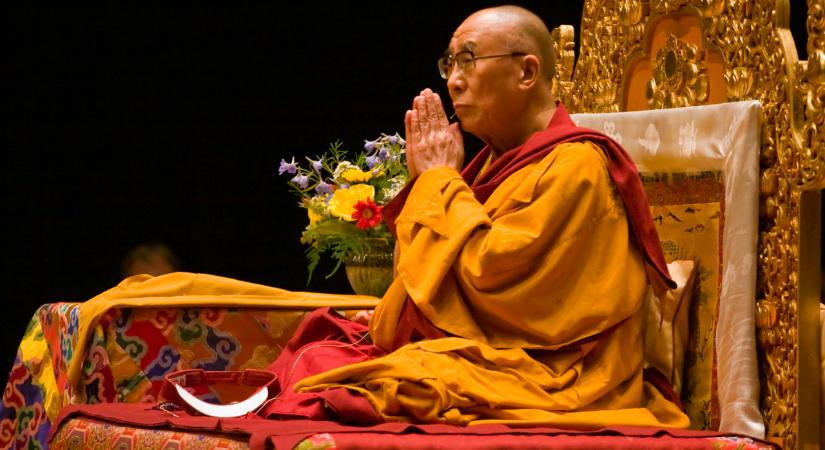 Nagy bejelentést tett a dalai láma, ez most mindent megváltoztat
