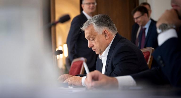 Összeült a kormány, hamarosan érkeznek a részletekkel