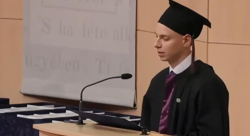 Már meg sem lepődünk: az ünnepi beszédét a kormány szapulására felhasználó orvos tele van tiszás kötődéssel