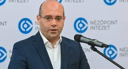 Mráz Ágoston Sámuel: Nem a kormánypárt gyengült, hanem az ellenzék rendeződött át