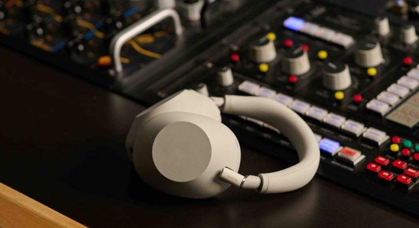 A csend művészete: a Sony WH-1000XM6 fejhallgató új szintre emeli a hangélményt és a zajszűrést