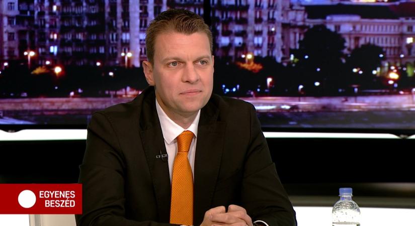 Menczer Tamás: Zelenszkij kormányváltást akar, Brüsszel titkosszolgálati akciókra készül Magyarország ellen