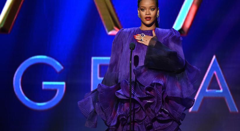 Pasija tervezte Rihanna cipőjét, mutatjuk, hogy sikerült