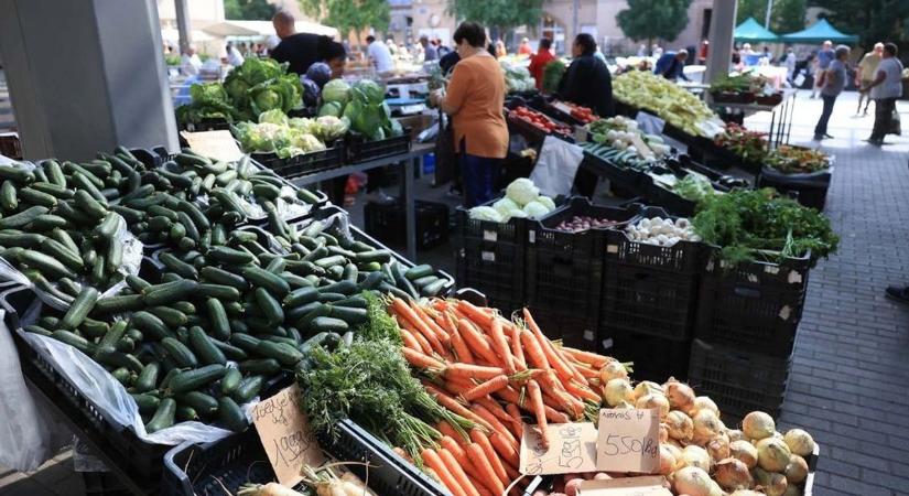 Akció akció hátán volt a szerdai szekszárdi piacon