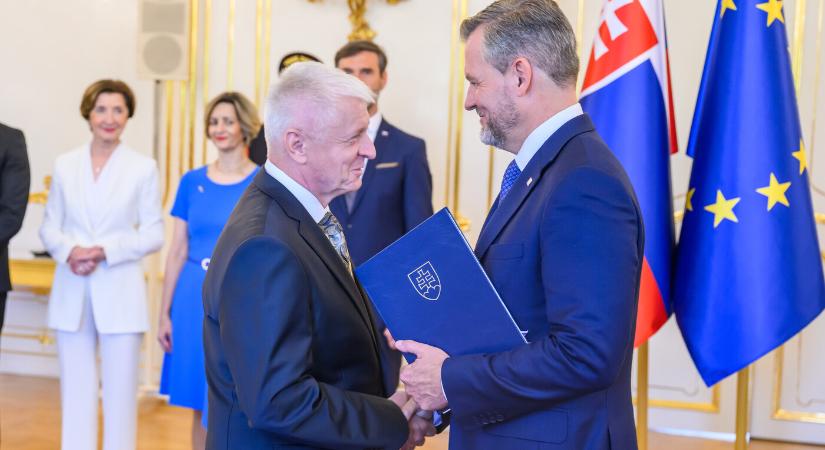 Egykori miniszter lett Szlovákia nagykövete Budapesten – a szlovák nyelvű oktatást szeretné fejleszteni Magyarországon