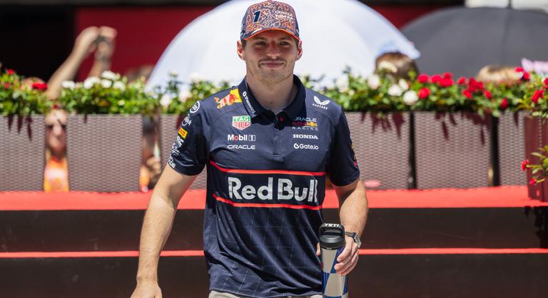 Max Verstappen búcsút inthet a Red Bullnak, tárgyal a riválissal