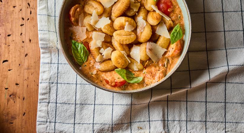 Tejszínes paradicsomos gnocchi