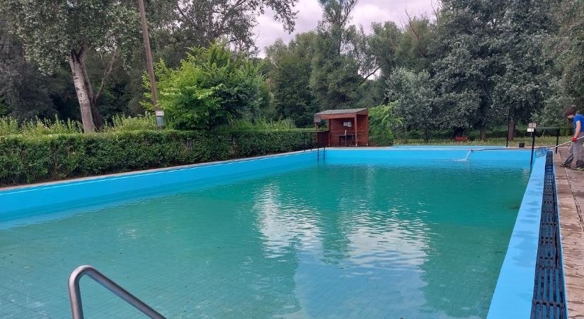 Nagyon várják már a strand nyitását a kistelepülésen