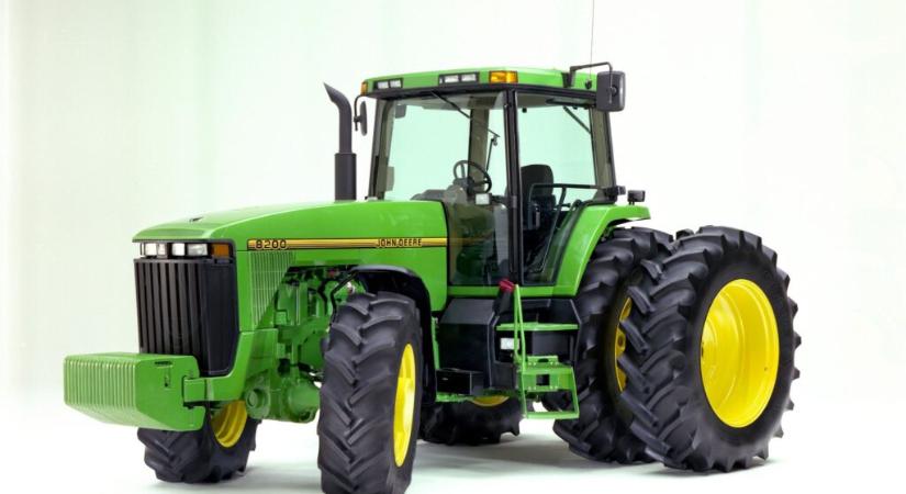 30 éves a John Deere 8000-es sorozat