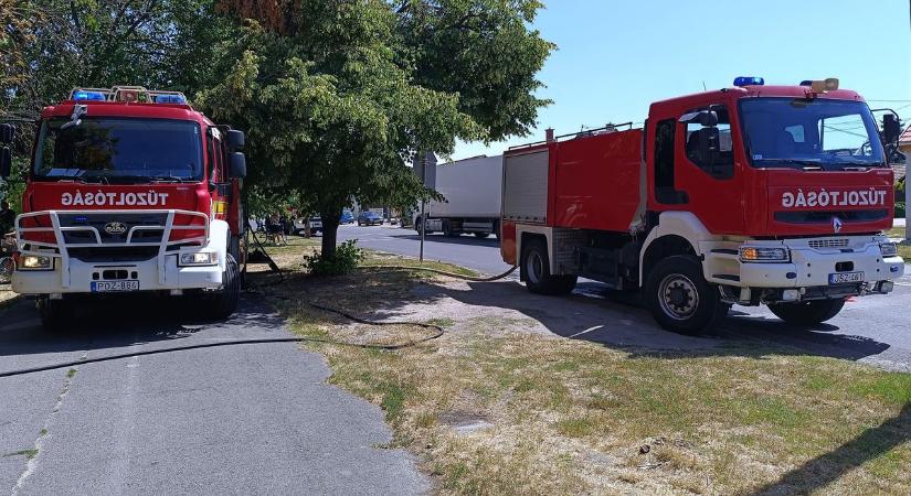 Robbanás rázta meg a környéket, mindenét elveszítette a pusztító tűzben egy háromgyermekes család