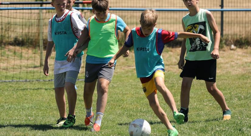 Felpéci focitábor, ahol nem csak a labdarúgásé a főszerep – galéria