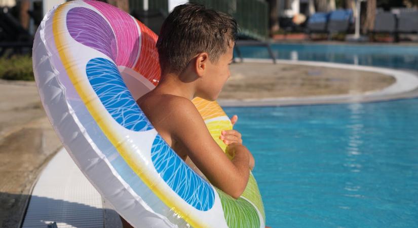 Pánik a fürdők körül: félelemkeltés és vendégvisszaesés