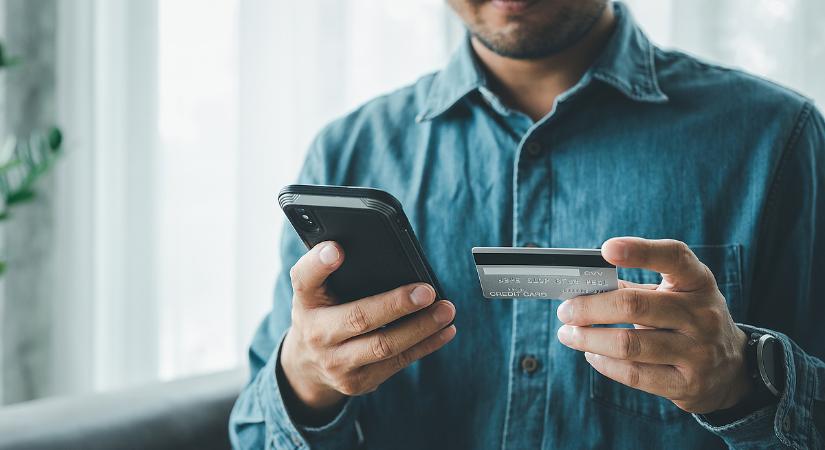 Leáldozóban a pénztárgép, már a mobilon is lehet ePénztárgép és eNyugta