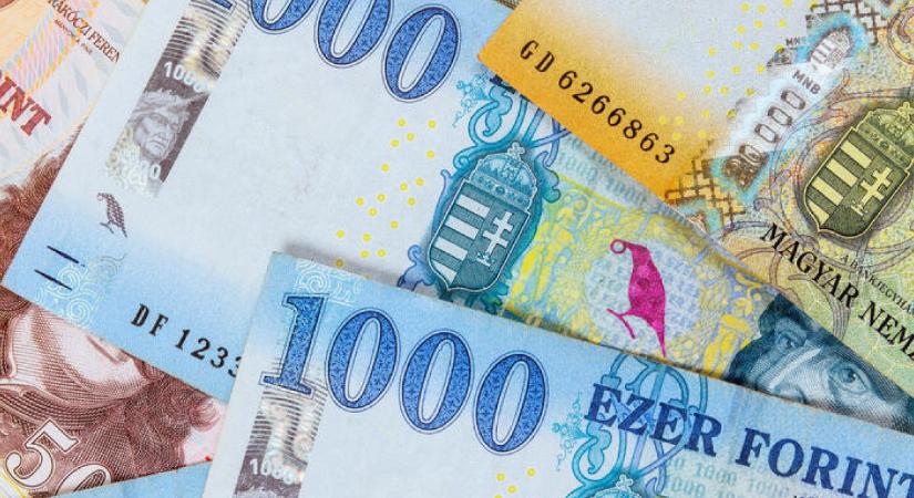 Napszúrást kapott a forint
