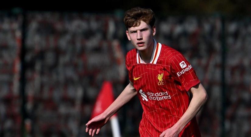 Alexander-Arnold öccse kihúzta a gyufát a Pool-szurkolóknál