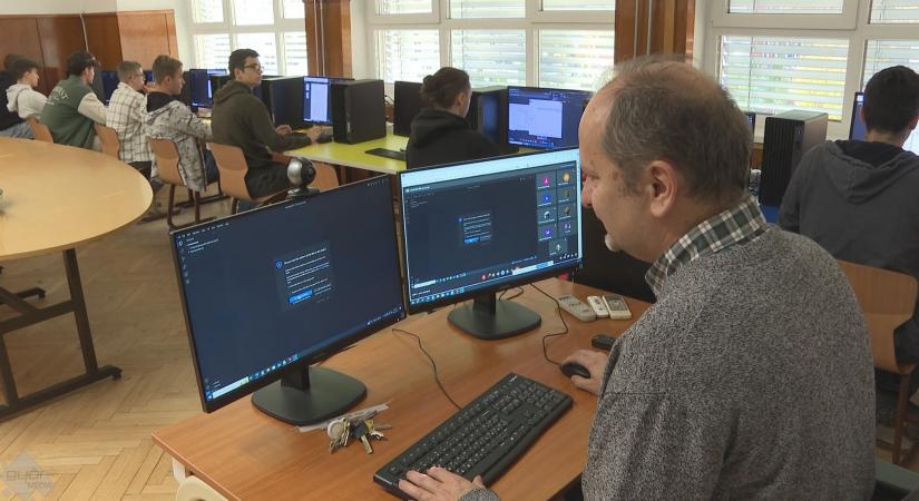 Érezhető a pedagógus béremelés hatása