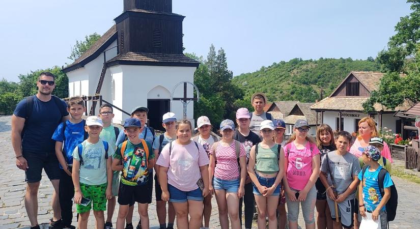 Életre szóló élményekkel vágtak neki a vakációnak az ágasegyházi diákok