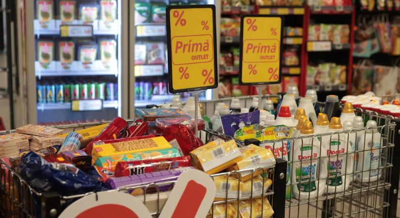 Megnéztük az árakat az első magyar élelmiszer-outletben, ítéletet mondtak a vásárlók - videó