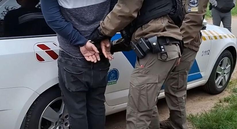 Emberrabló sétált az egri utcákon