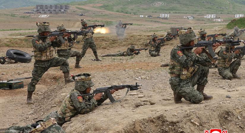 Az ukrán hírszerzés szerint 30 ezer észak-koreai katona készül Oroszországba