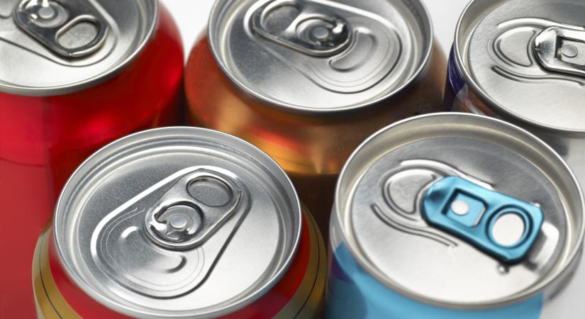 Brutális áremelést javasol a WHO a cukros italokra, alkoholra, cigire