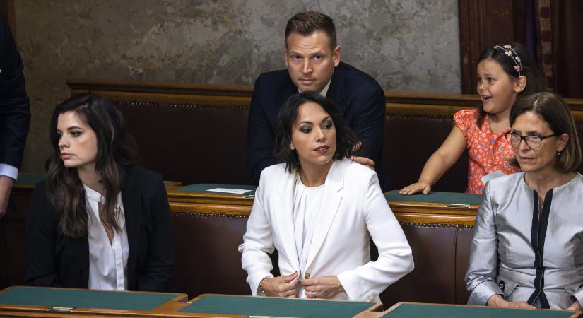 Tiborcz István felajánlotta becsült vagyona 0,003 százalékát a gyerekkórháznak, aminek Görög Zita a Birkin-táskás NER-feleségekről szóló poszttal gyűjtött