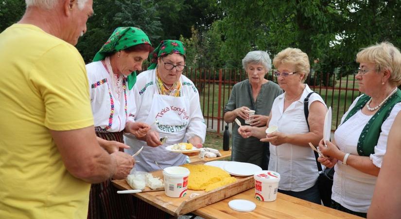 Répcelak vendégül látta a pusztinai csángókat
